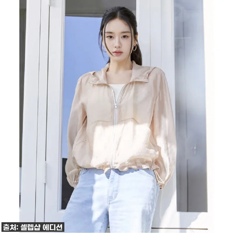 환절기 필수템 등극! 글로시 시스루 관련 이미지 1