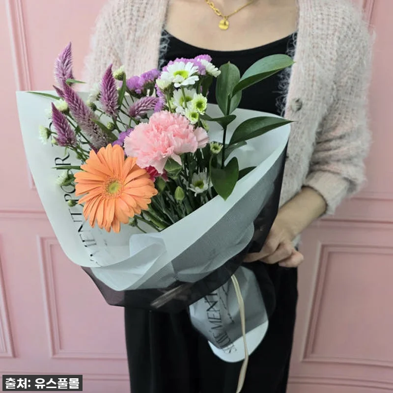 유스풀몰 블랙프릴 한다발 생화 꽃다발 관련 이미지 2
