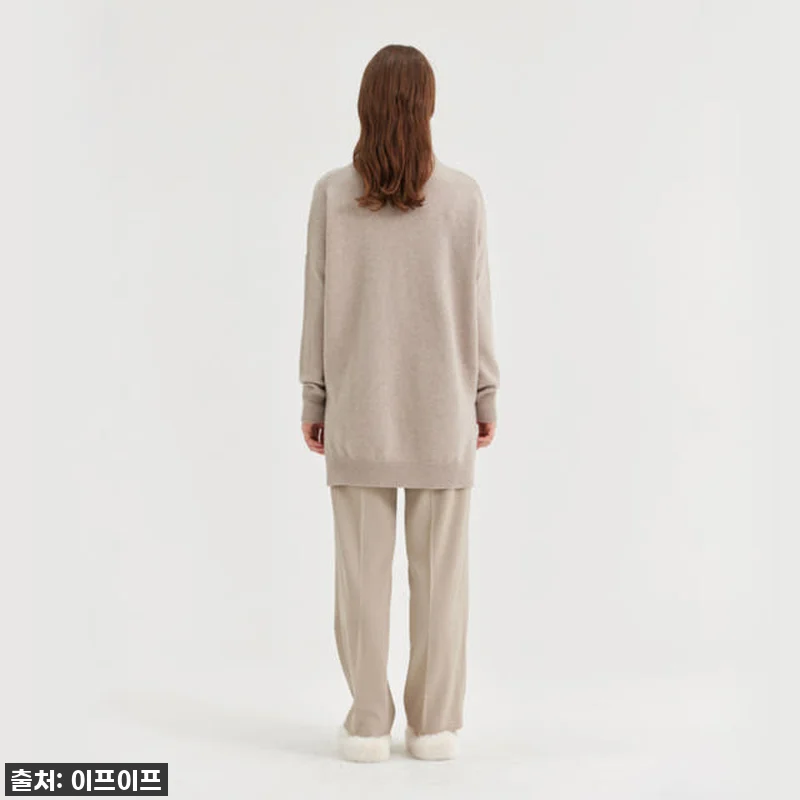 크램38 라렌투 오버핏 브이넥 베이지 관련 이미지 2