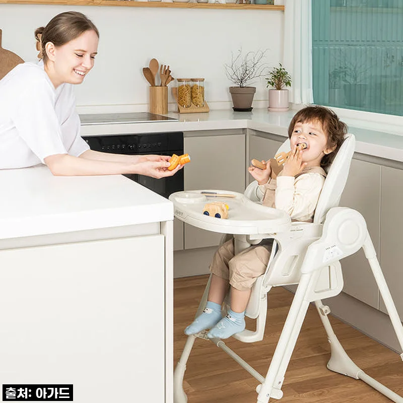 아가드 토스비 스윙 하이체어 사용후기 - 바운서와 하이체어를 한번에 경험하다