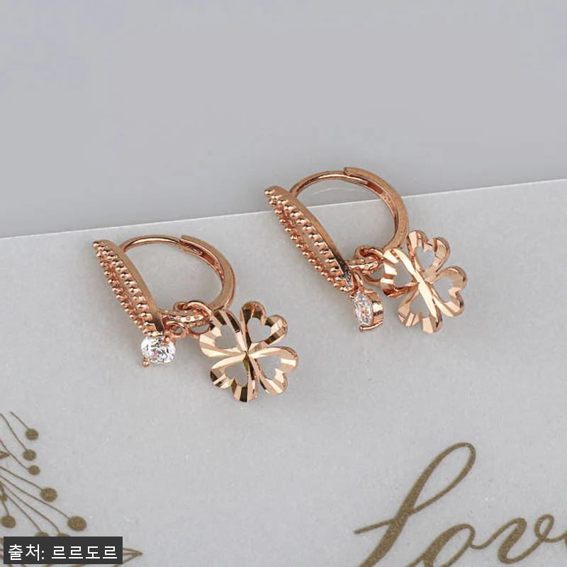 14K 클로버 커팅 볼 큐빅 귀걸이 관련 이미지 1