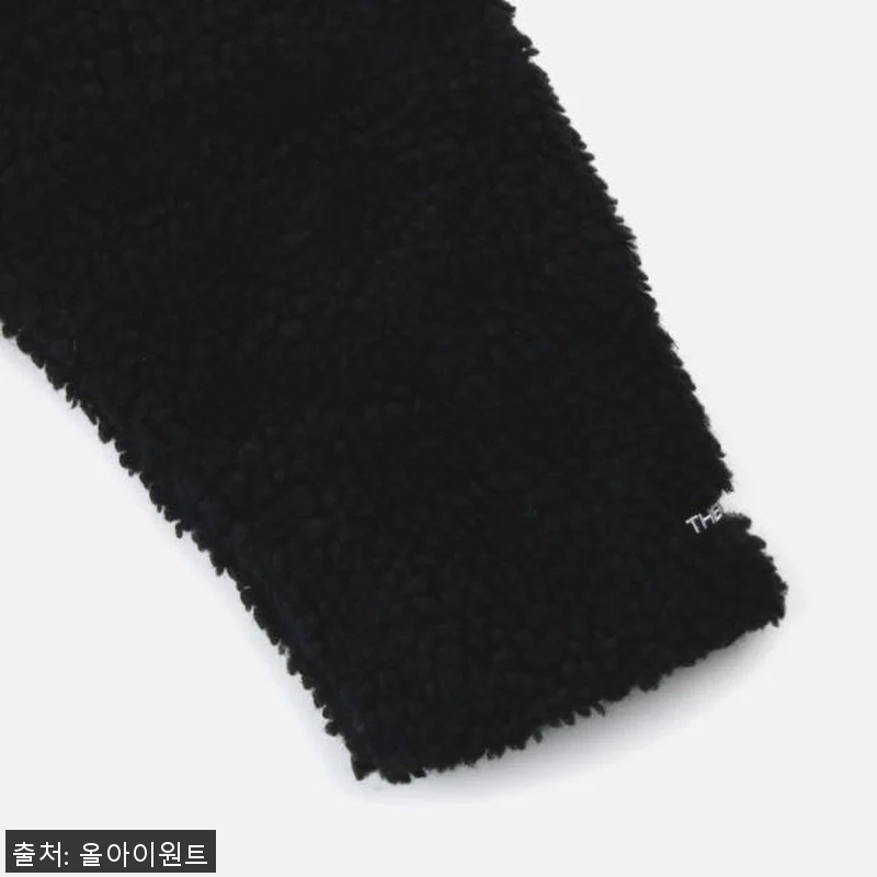 나이키 우먼 써마 핏 쉐르파 패딩 자 관련 이미지 3