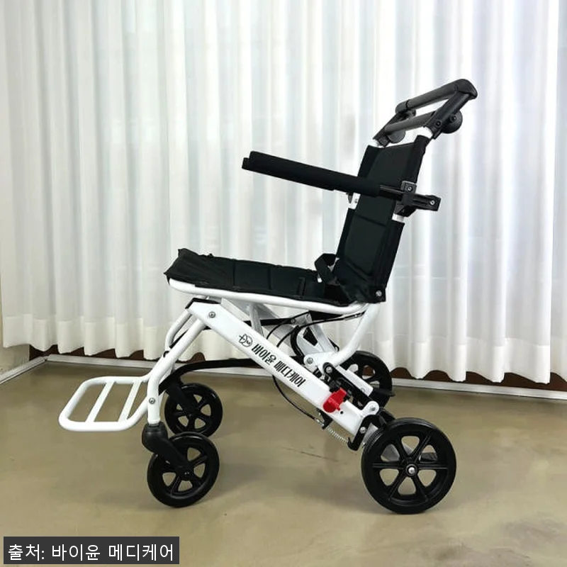 경량 휠체어 여행용 초경량 휴대용 접 관련 이미지 3