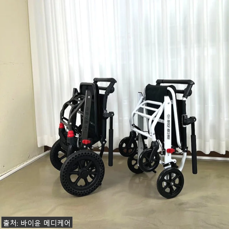 경량 휠체어 여행용 초경량 휴대용 접 관련 이미지 6