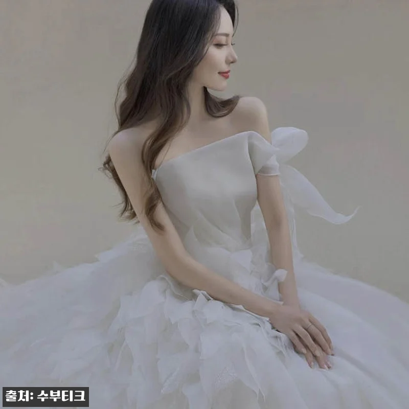 튜브탑 결혼식 웨딩촬영 벨라인 본식 관련 이미지 8